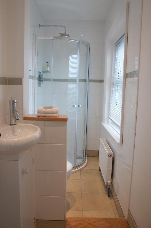 Onefifty Bed & Breakfast Cowes  Bagian luar foto